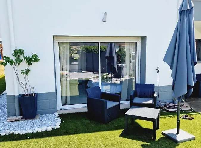 Chez Manon Et Jimmy Проживание в семье Агд